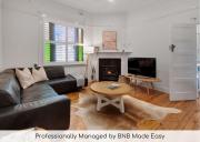 Peter Cottage - CBD Location Bright & Homely