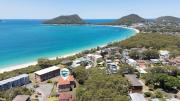 Ocean Breeze - Metres to Shoal Bay Beach