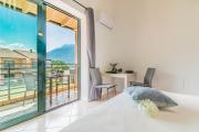 Monolocale con soppalco Brezza del lario by Varenna Holidays da 11 a 18 e da 28 a 35