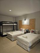 Top Ban Rong Wua (2) Top Ban Rong Wua (2)