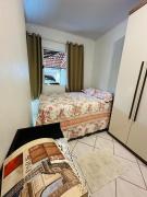 Casa c Garagem 2km da Praia dos Ingleses