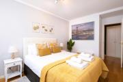 Lisbon Relax Pool Apartment - Free Parking Garage