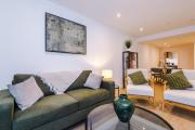 Flat 27 Axis - 2 Bed, Modern Apartment, Free Parking