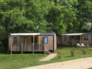 Mobil-home 5 personnes avec terrasse et cuisine équipée - API-1-52-1148