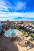 Rumah Cipaku Bandung for Family Vacation