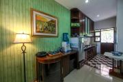 Rumah Cipaku Bandung for Family Vacation