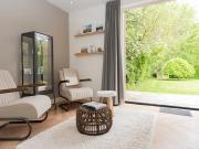 Nice, modern furnished holiday home