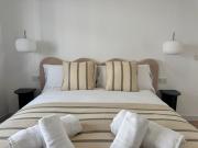 Deanes Califa Suites 5