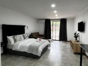 Riverstone Studio - Self Catering