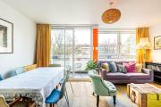 Bright & Bold Hackney Escape