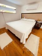 Apartamento 01 · 1Km Bus Station2.5Km AirportAir Cooler