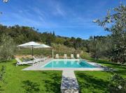 Villa Amore, a Romantic Hilltop Farmhouse in Lucca