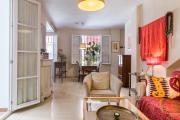 Lirio de Sevilla Apartment with a pool in the old town