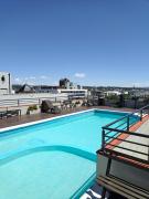 depto a 1 cuadra de peatonal con pileta vista 360 Miralejos II