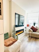 Stā by The Bridge, Inverness City Centre