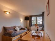 Studio rénové avec balcon, navette pistes et parking, animaux acceptés - FR-1-358-239