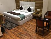 Hotel Maahi