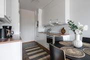 "ESPA" - Modern 1BR Apartment with Sauna, Balcony & Free Parking