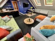 Sleek City Centre Loft with Views