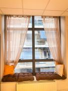 Nicole sharing apartments