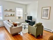 011 - Bright & Cozy 2BR2BA Prime Location