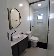 Apartamento 02 dormitorios perto do mar