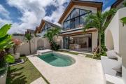3BR Modern Villa with Pool, 150m walk to paradise