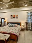 Cozy Airport Studio 10 mins from IGI & Aerocity