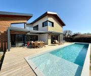 Villa piscine pour 8 personnes proche Arcachon