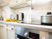 33 Wine Street By N And N Stays, Lovely Apartment Close to town and Christmas Market, great location for corporate stays, Huge Disc available for long stays, Fast Wifi