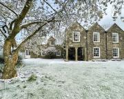 Middlelands - A stunning country house with beautiful gardens in rural Pembrokeshire yet close to coast