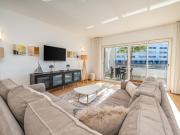 Bright marina apartment with peaceful lake views #1991