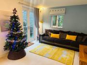 Starfish Cottage- private beach access- dog friendly