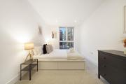 NEW Modern 2-Bed, 2-Bath Flat with Balcony SW11 NEW Modern 2-Bed, 2-Bath Flat with Balcony SW11