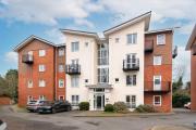 Cosy and Stylish 1 Bedroom Apartment in Coventry