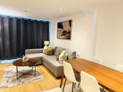 Westferry Deluxe Apartment 3