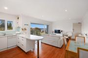 Top Narrabeen