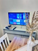 Den and Then City View, Karaoke, Private Balcony