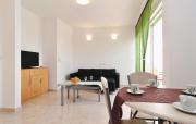 Nice Apartment In Nin With Swimming Pool