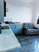 Modern 1 Bedroom Apt 6 near City Centre Parking