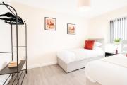Cardiff 3BR Apartment Contractors Sleeps 8