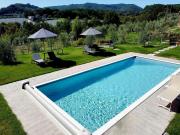 Apartment with swimming pool in Tuscany