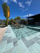 Casa de Praia: 4 Quartos, 3 Suítes, Próximo a Praia