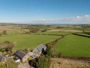 Cosy 1 bedroom Cottage - Great location & Parking