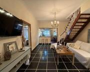 Chalet con Pileta Bandurrias - Mar del Plata