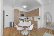 517 - 47C Beautifully Renovated 1 bedroom in Prime Manhattan