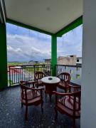 Omah Joglo Bugis Guest House Syariah Cafe & Resto