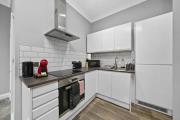 Luxurious Spacious Flat Maidstone with parking
