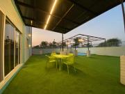 4BHK villa with pool by Phoenix Stays