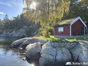 Dog-friendly cottage with boat & private jetty at Tjörn SE09170